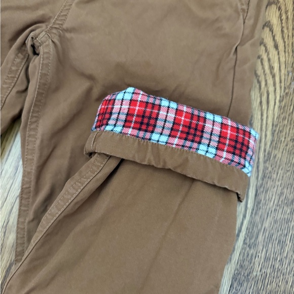 Hanna Andersson Brown boys pants with Plaid Cuffs - Picture 4 of 6